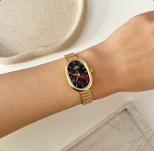 Load image into Gallery viewer, Gold Reddish Black Girlfriend Metal Watch
