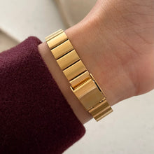 Load image into Gallery viewer, Gold x Gold Elara Metal Watch