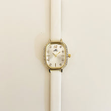 Load image into Gallery viewer, White Eleganza Leather Watch