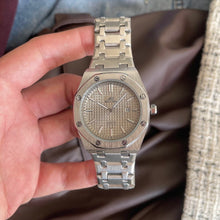 Load image into Gallery viewer, Silver Grey COMMANDER Men Watch