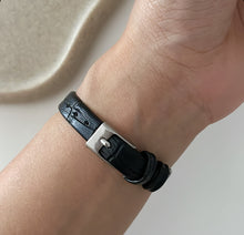 Load image into Gallery viewer, Black White BusinessGal Leather Watch