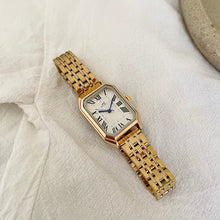 Load image into Gallery viewer, Gold White Retro Metal Watch