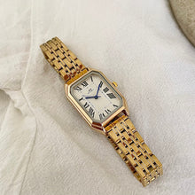 Load image into Gallery viewer, Gold White Retro Metal Watch