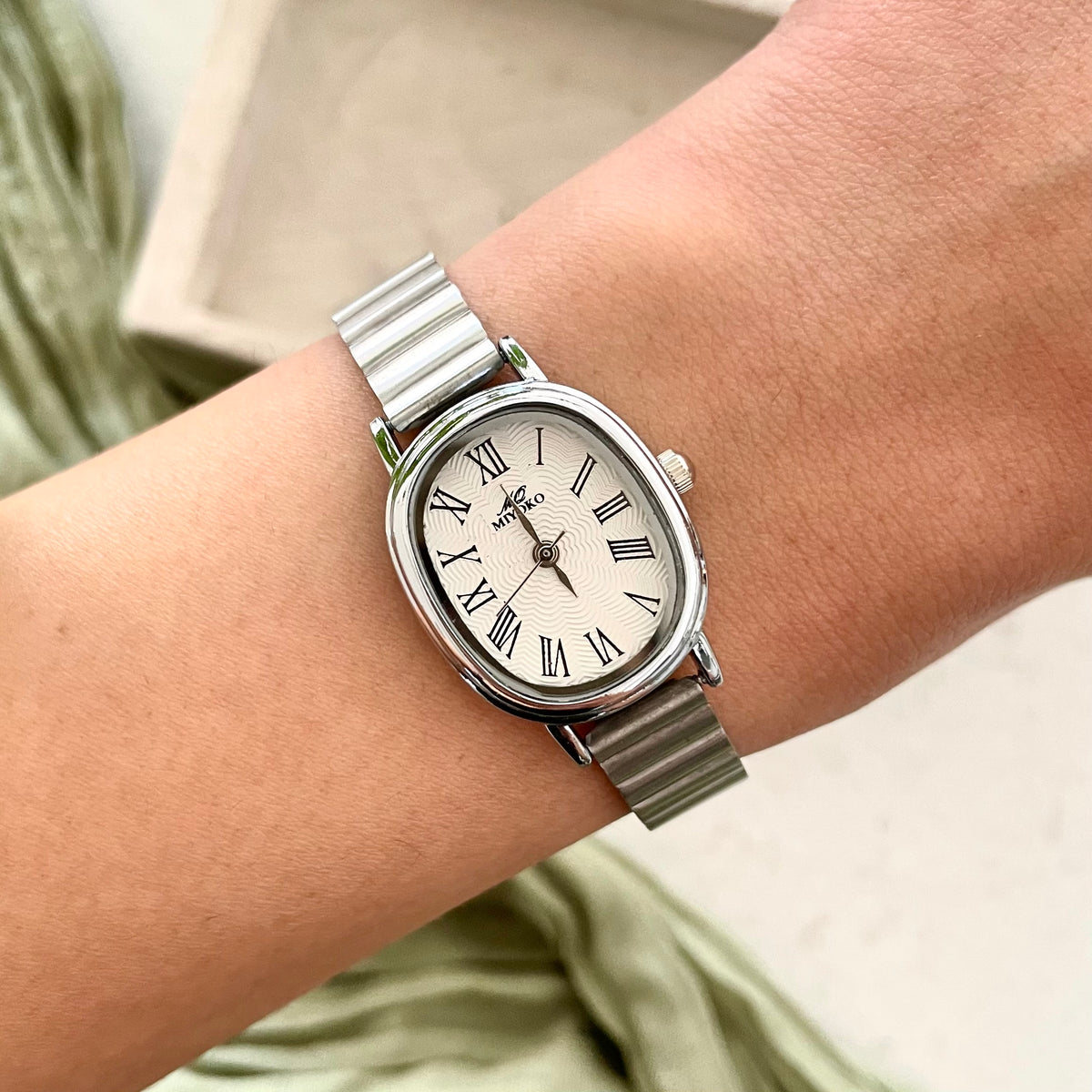 Silver X White Èpoque Metal Watch