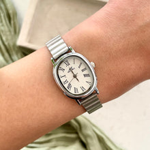 Load image into Gallery viewer, Silver X White Èpoque Metal Watch

