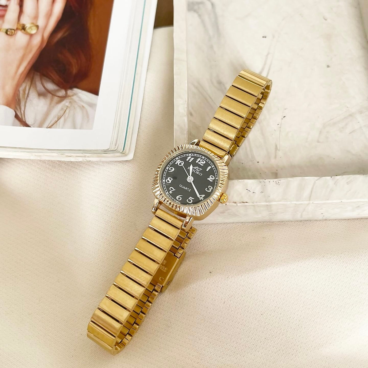 Gold Black Noble Metal Watch