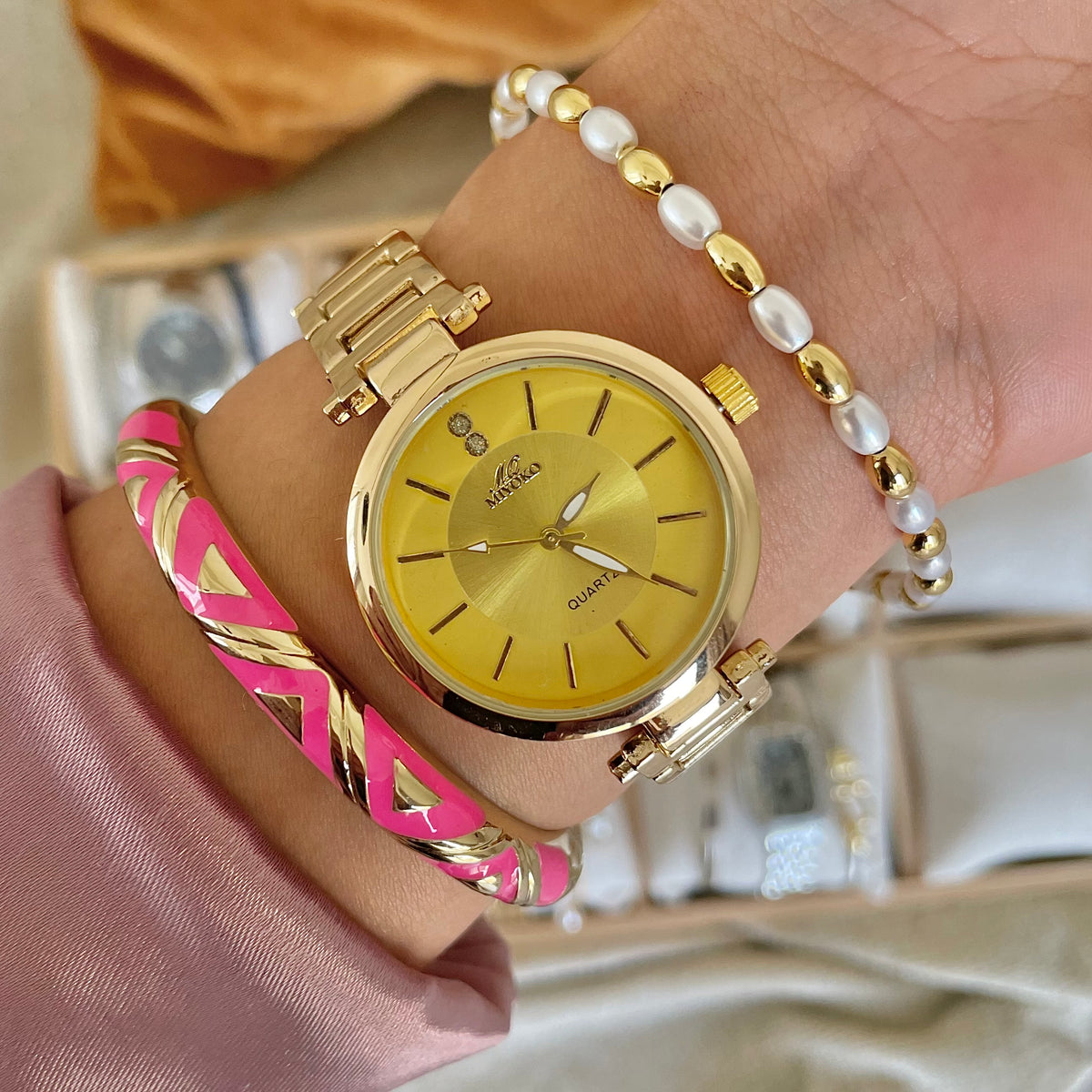 Gold Pink White Luxuries Set