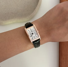 Load image into Gallery viewer, Black Rosegold White Sleek Leather Watch
