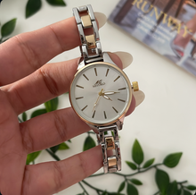 Load image into Gallery viewer, Mixed Gold Chain Metal Watch
