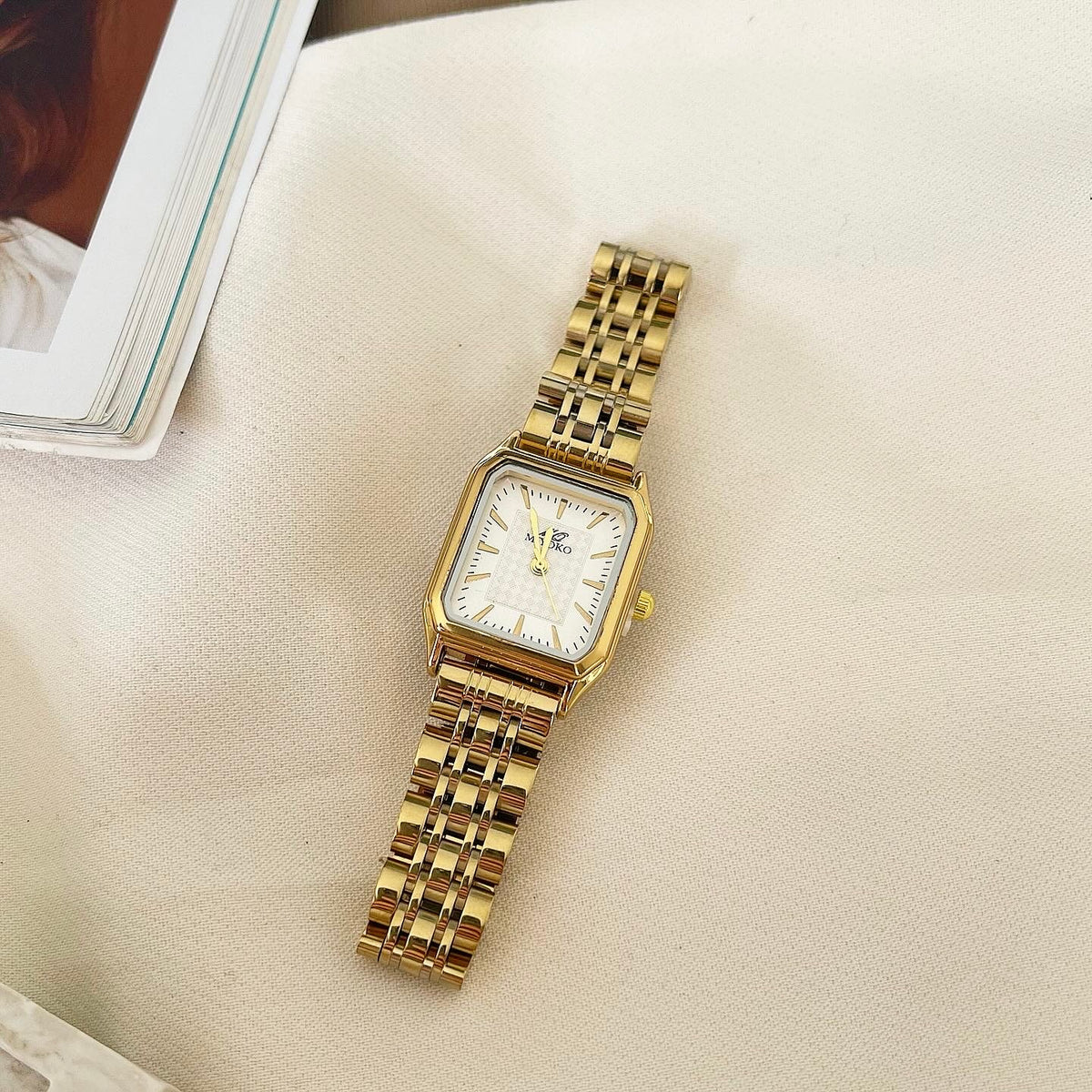 Gold White Belmont Metal Watch