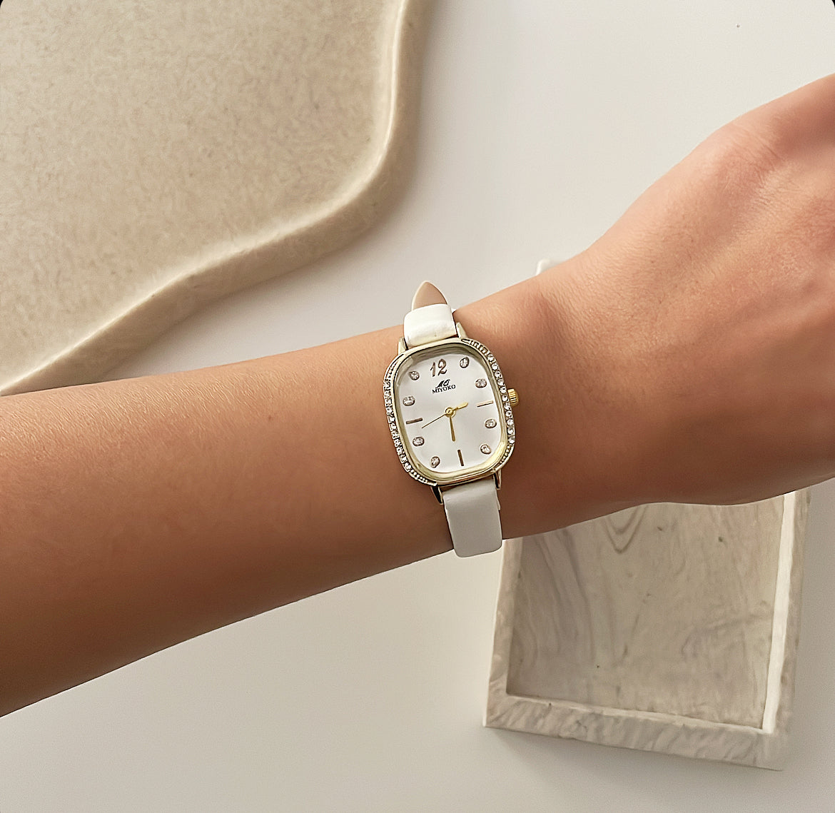 White Eleganza Leather Watch
