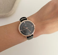 Load image into Gallery viewer, Black Target Leather Watch
