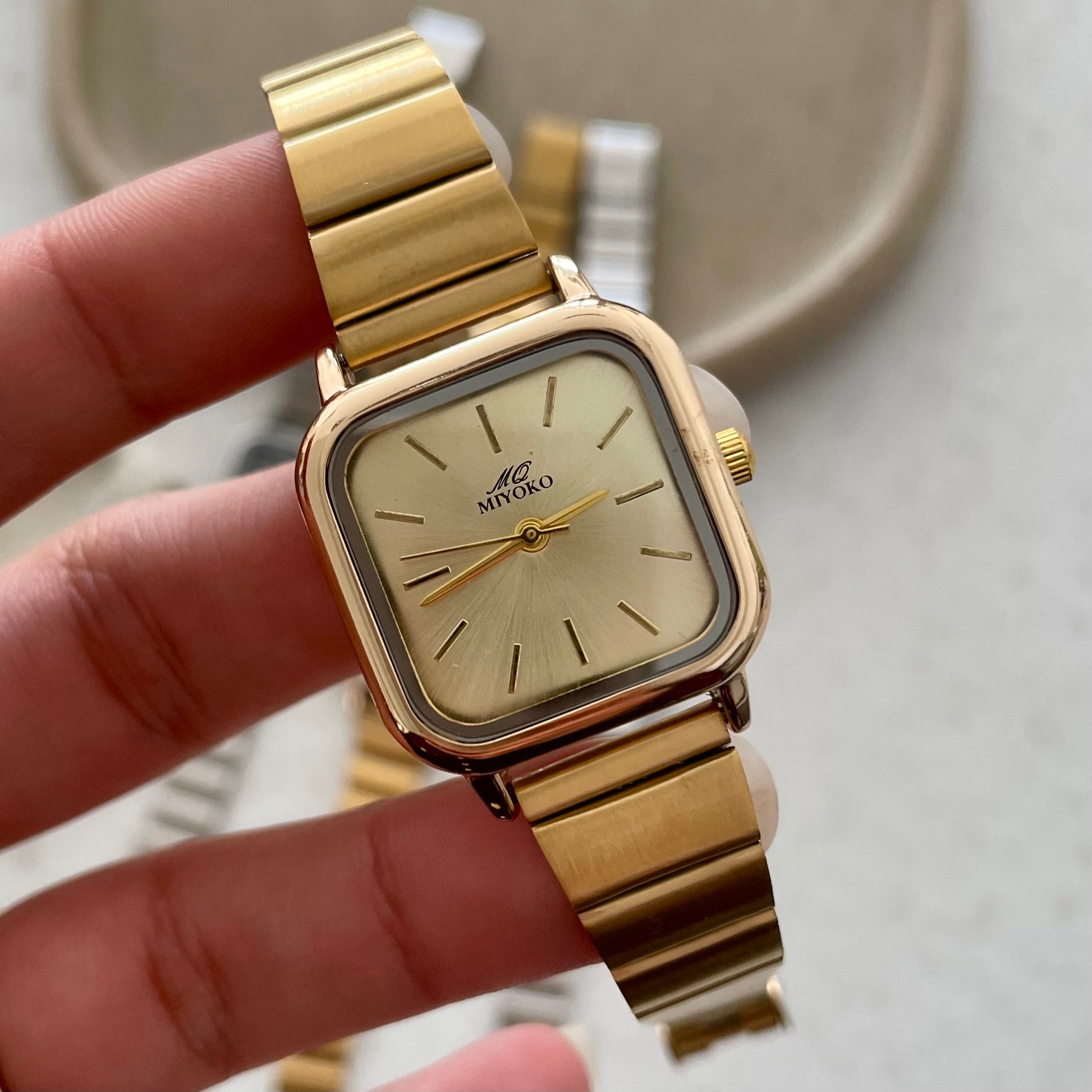 Gold x Gold Elara Metal Watch