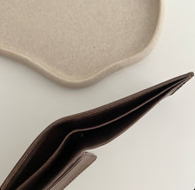 Load image into Gallery viewer, Camel Men Leather Wallet
