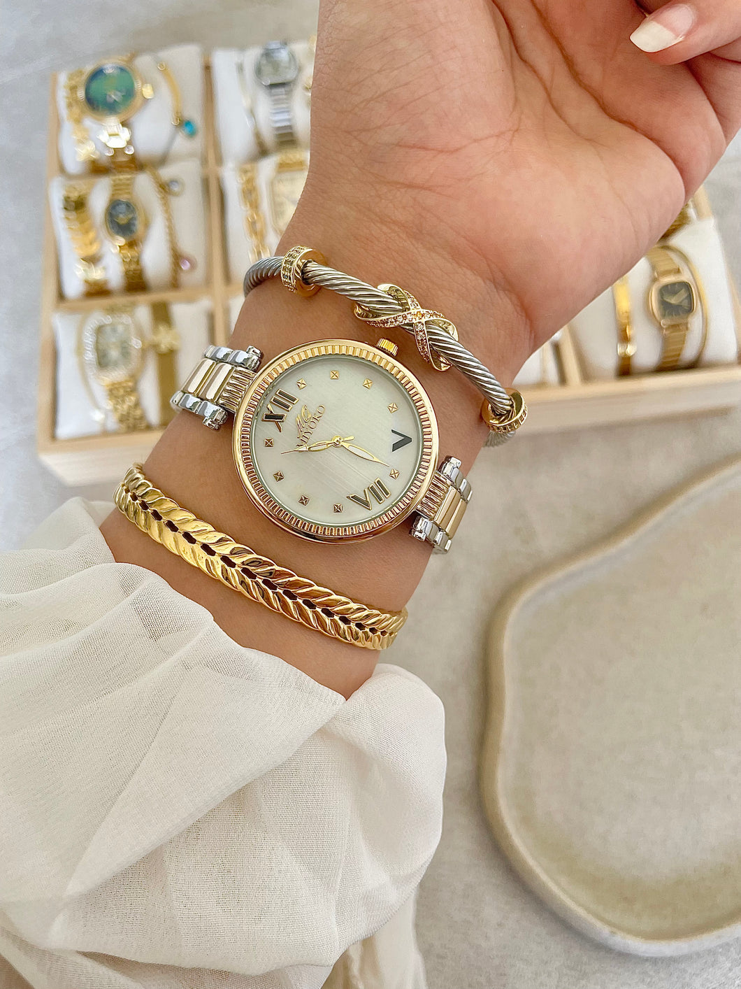 Gold Luxuries Set