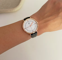 Load image into Gallery viewer, Black White Target Leather Watch
