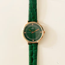 Load image into Gallery viewer, Green Target Leather Watch
