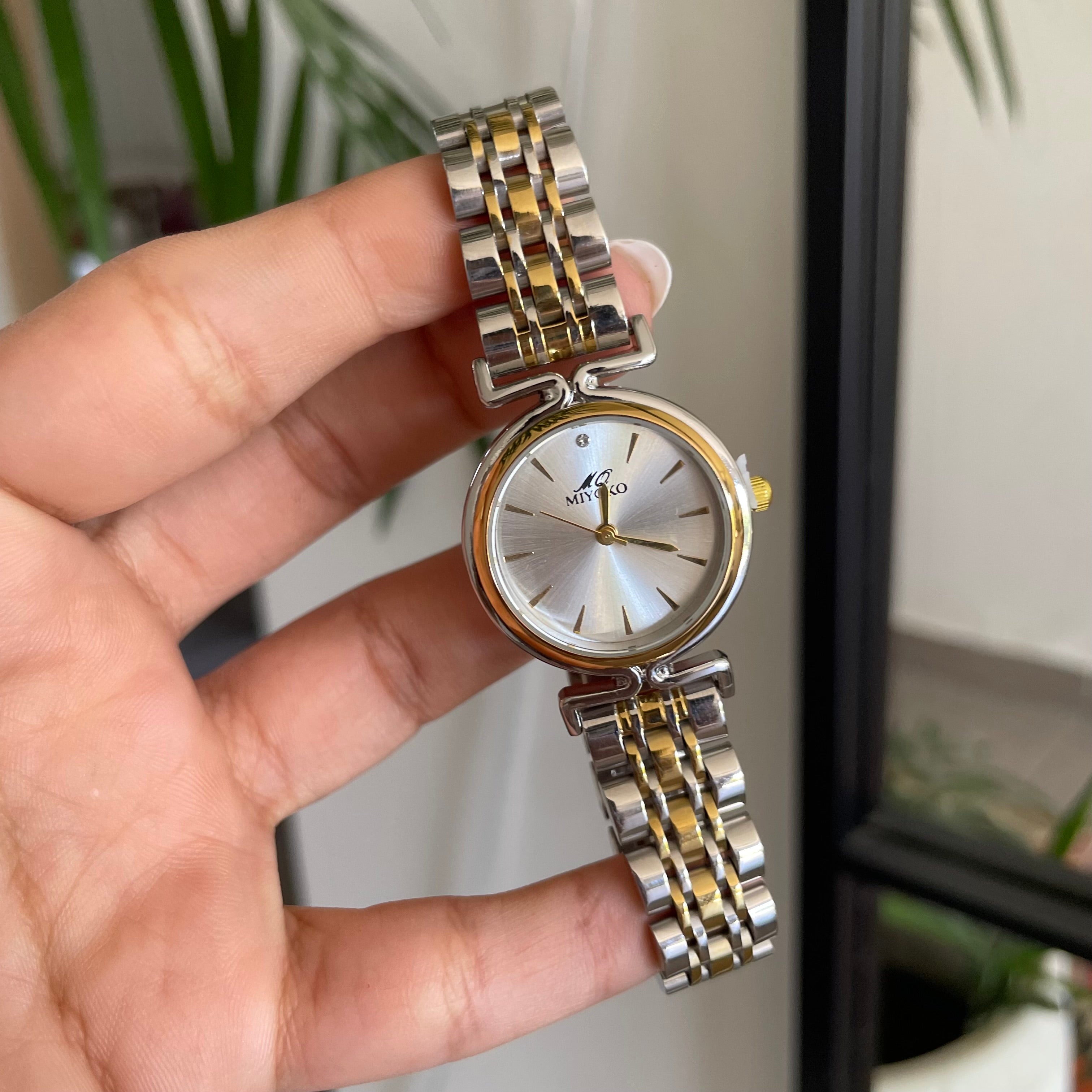 Mixed White Orbit Metal Watch
