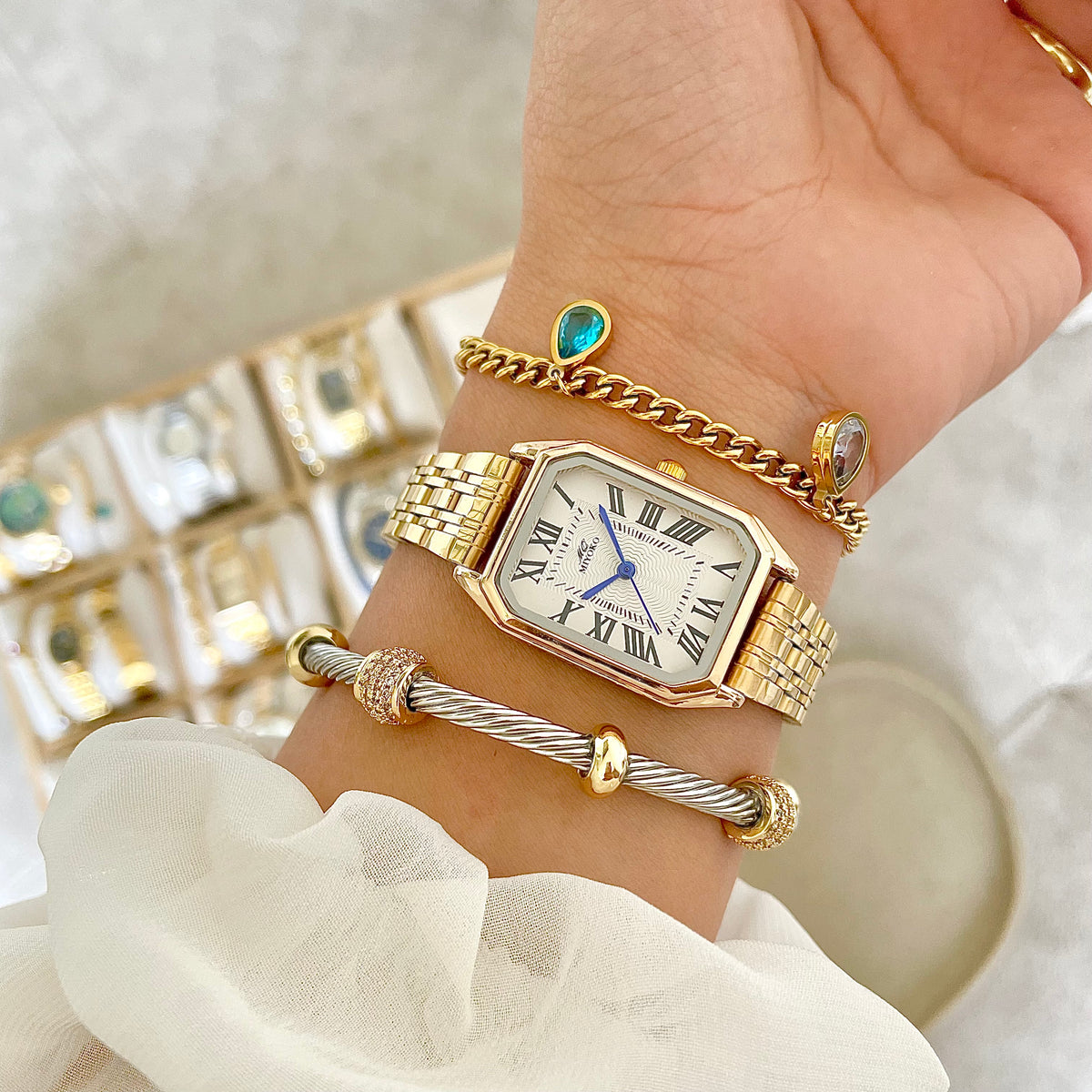 Gold Luxuries Set
