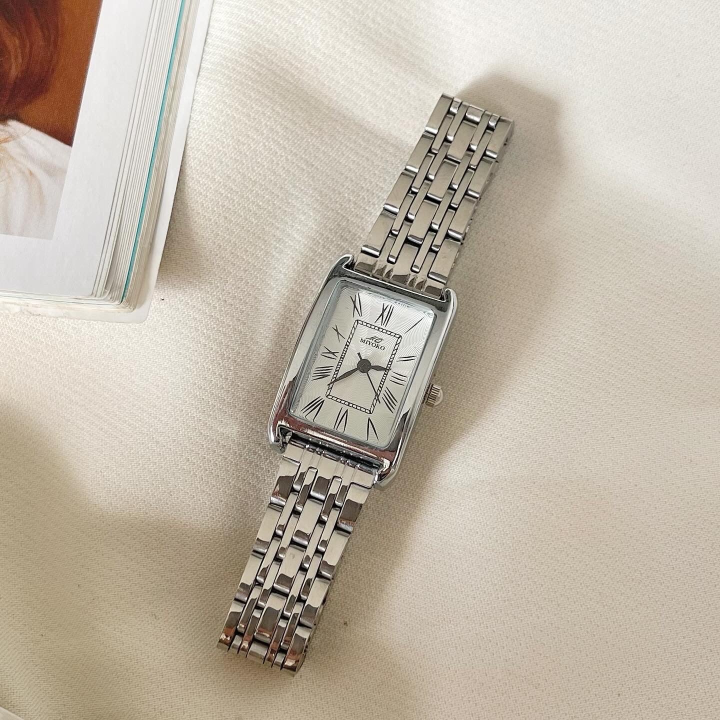 Silver White Charming Metal Watch