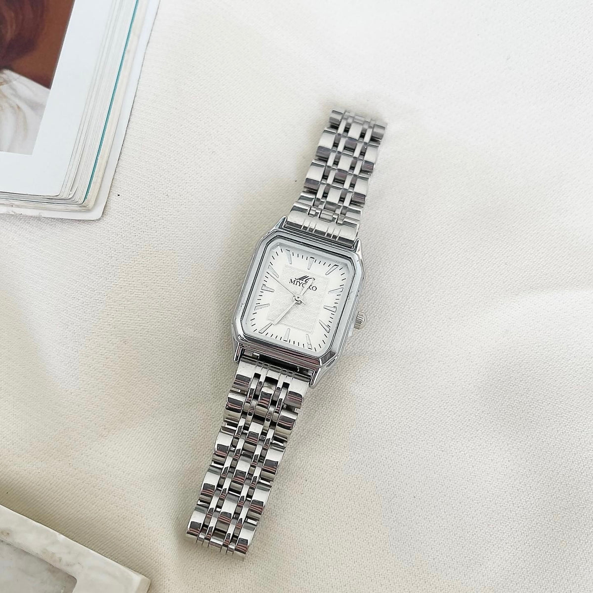 Silver White Belmont Metal Watch