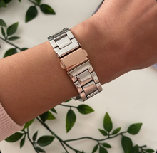 Load image into Gallery viewer, Silver Black Rosegold Florida Metal Watch
