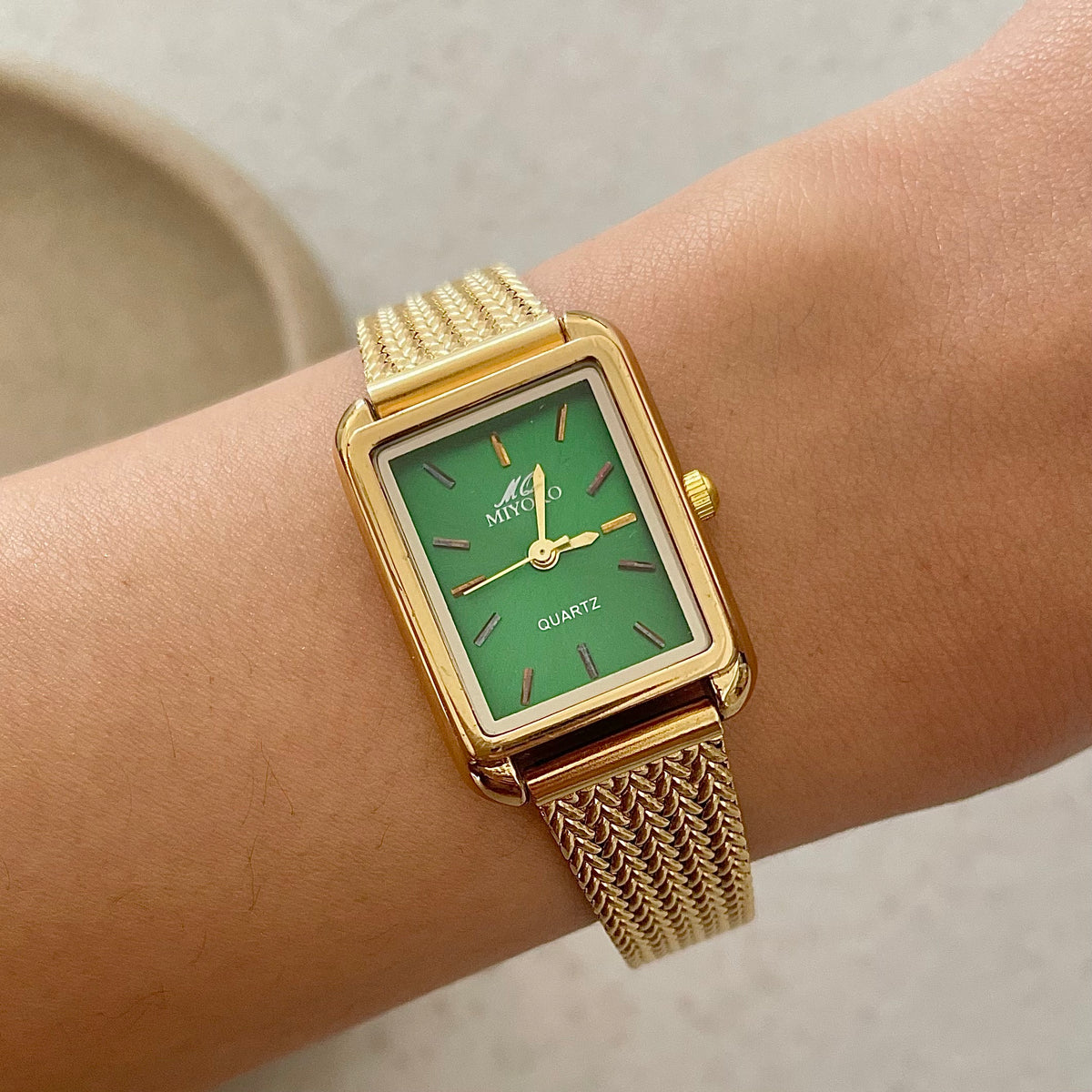 Gold Green The Aura Metal Watch