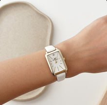 Load image into Gallery viewer, White Roma Leather Watch
