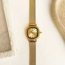 Load image into Gallery viewer, Gold Gold Royal Square Metal Watch
