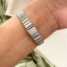 Load image into Gallery viewer, Silver X Black Èpoque Metal Watch
