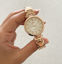 Load image into Gallery viewer, Rose Gold Elle Metal Watch

