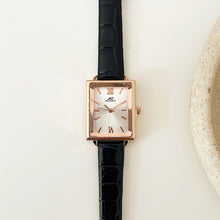 Load image into Gallery viewer, Black X White Vintage Leather Watch
