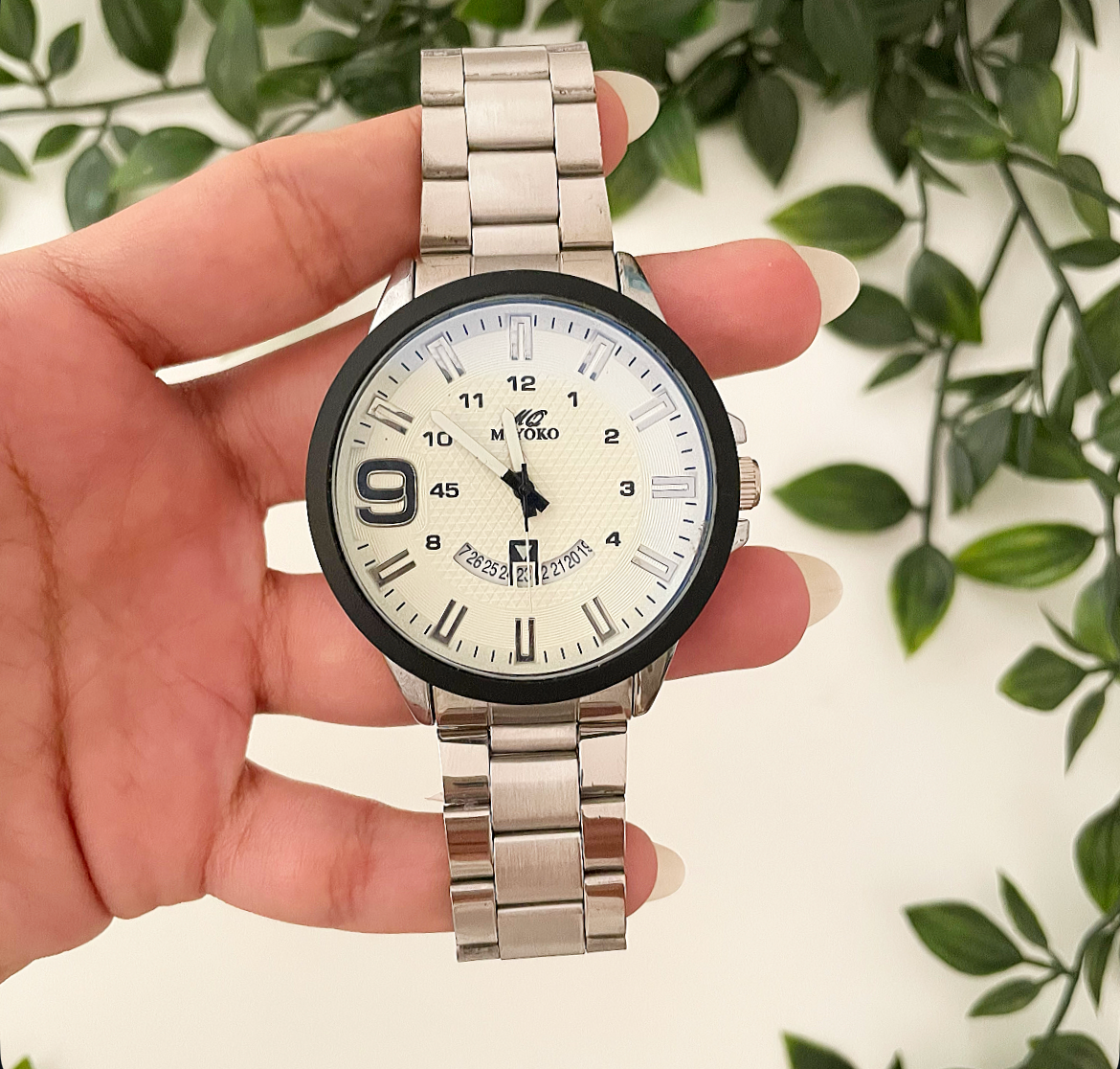 Silver White Eventful Men Metal Watch