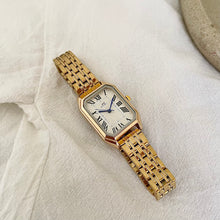 Load image into Gallery viewer, Gold White Retro Metal Watch
