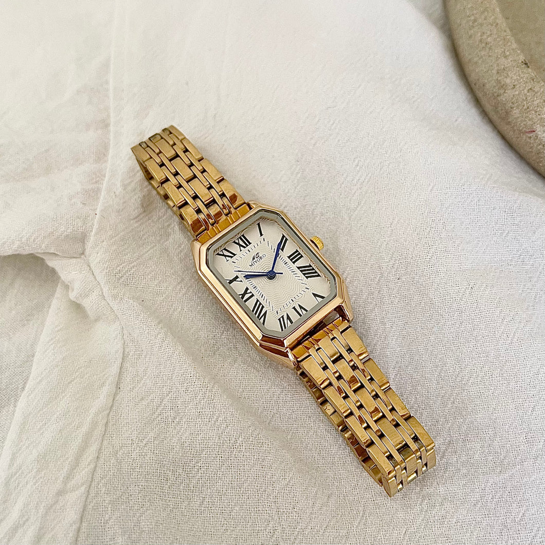 Gold White Retro Metal Watch