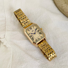 Load image into Gallery viewer, Gold Retro Metal Watch
