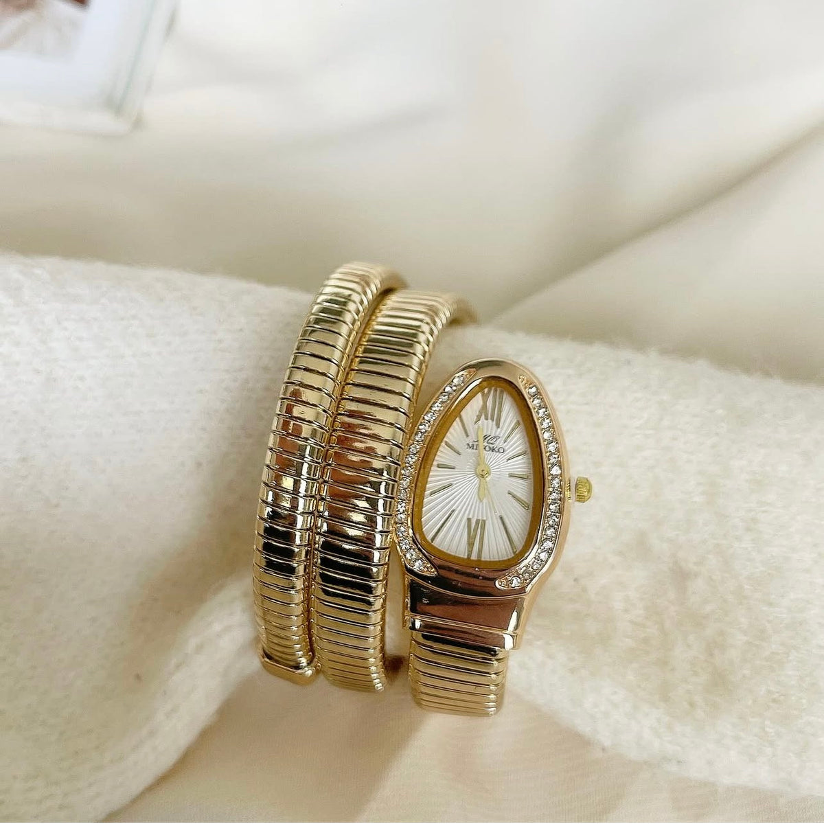 Gold White Sneaky Metal Watch