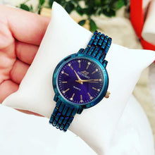 Load image into Gallery viewer, Midnight Blue Quartz Metal Watch
