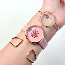 Load image into Gallery viewer, Pinkish Mother Of Pearls Watch Set
