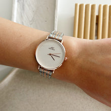 Load image into Gallery viewer, Mixed White Innovative Metal Watch
