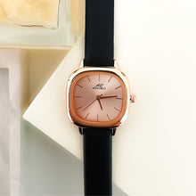Load image into Gallery viewer, Black Cute Leather Watch
